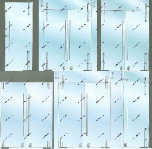 Маятниковые стеклянные парадные двери в цельностеклянном варианте очень многообразны