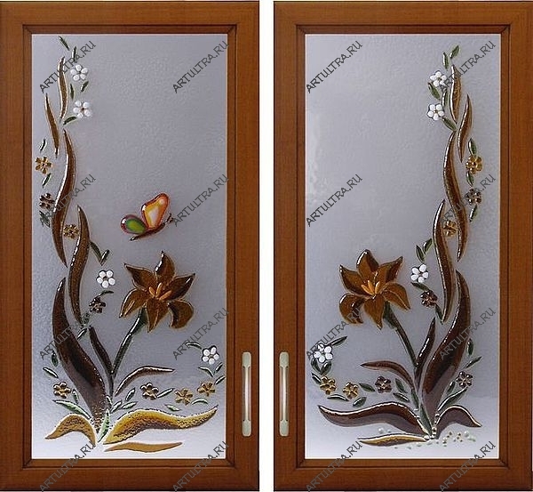 Витраж со стразами на кухонных фасадах