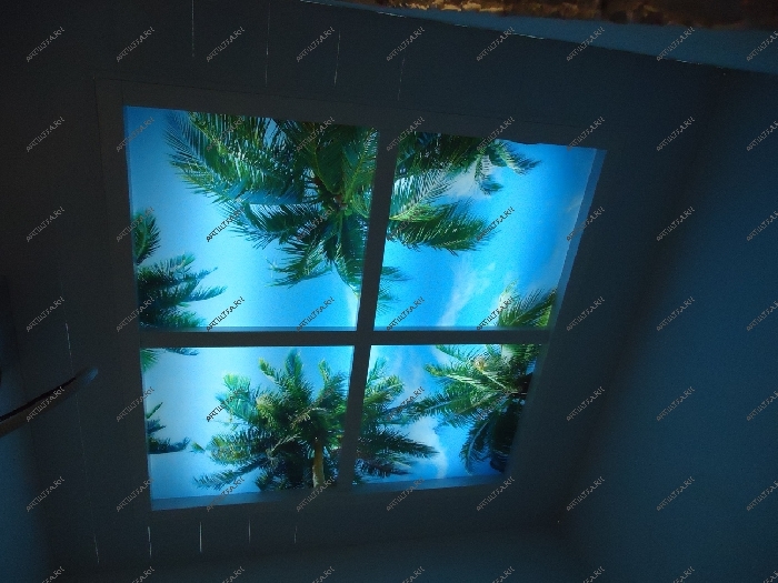 Крепление стеклянного потолка с фотопечатью