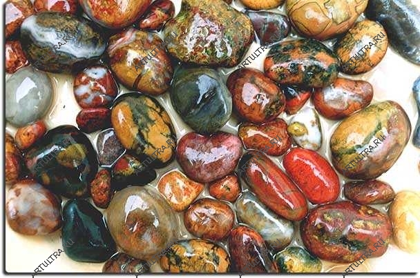 мозаика из полудрагаценных камней1