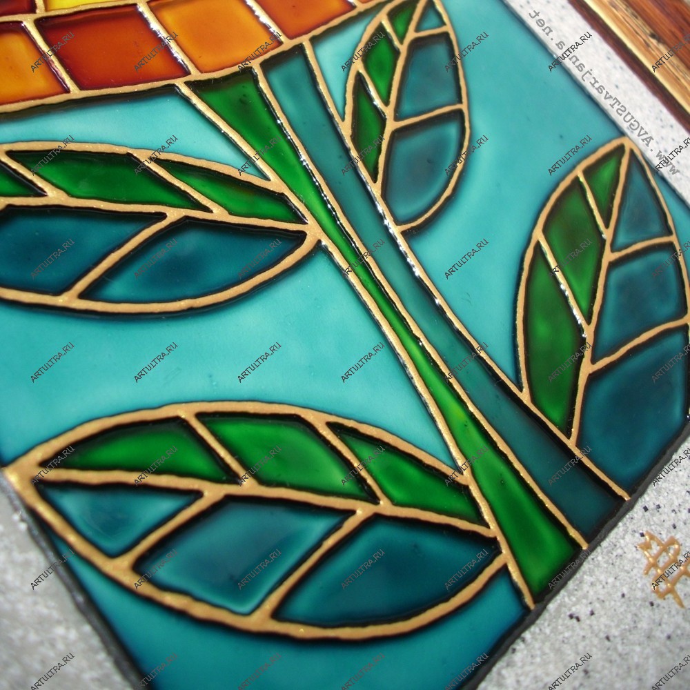 Вставка в буфет из лакового витража