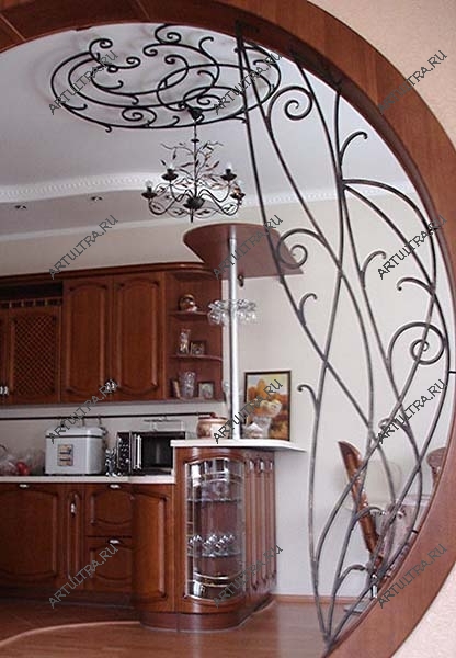 Типы витражных перегородок для кухни.