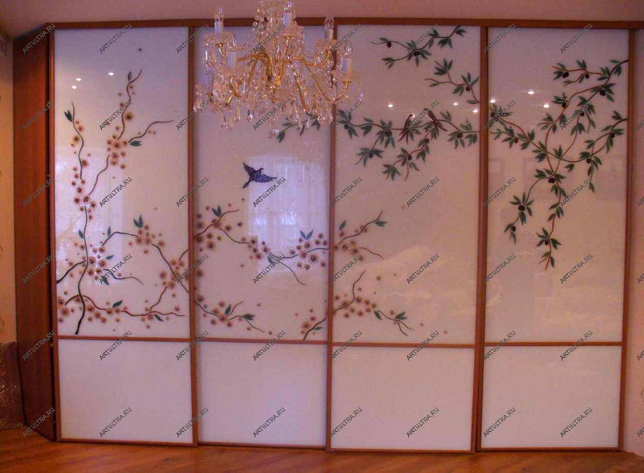 Шкаф купе с фьюзингом